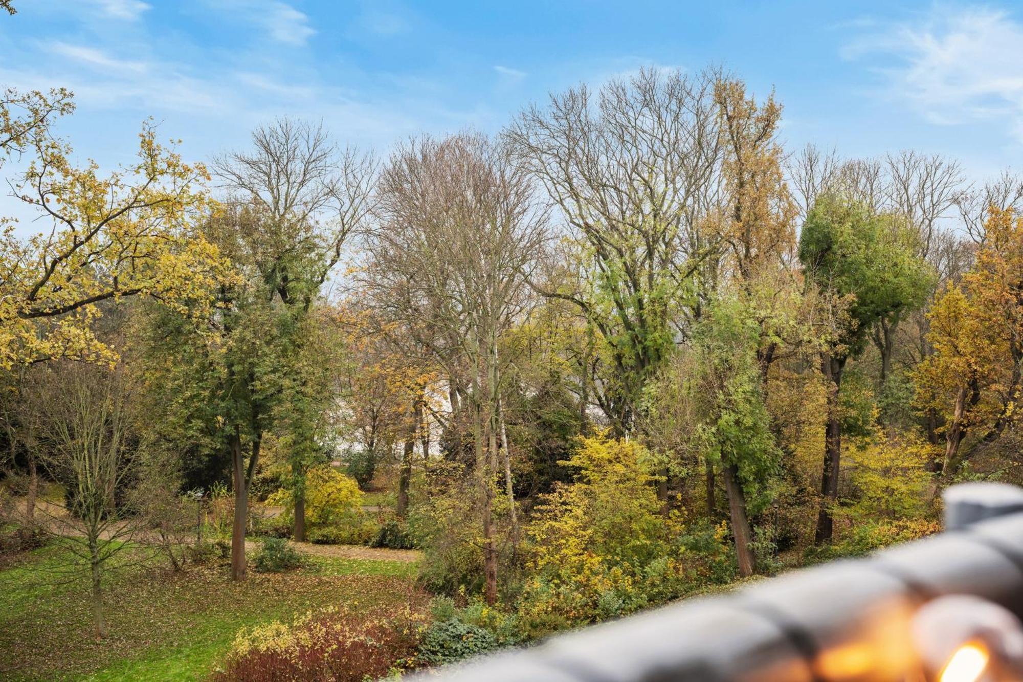 Edler Wohnraum Schwanenteich-Oase Mit Balkon, Kaffeevollautomat, Lift & Parkplatz Apartamento Zwickau Exterior foto