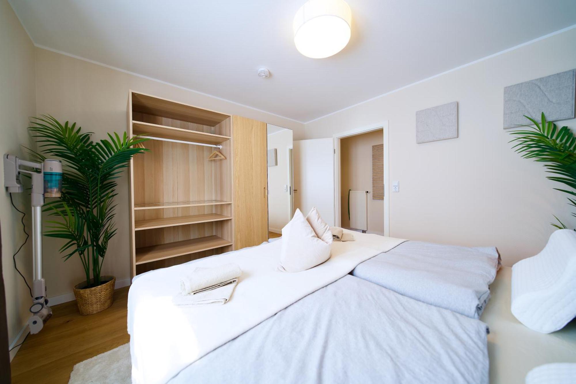 Edler Wohnraum Schwanenteich-Oase Mit Balkon, Kaffeevollautomat, Lift & Parkplatz Apartamento Zwickau Exterior foto