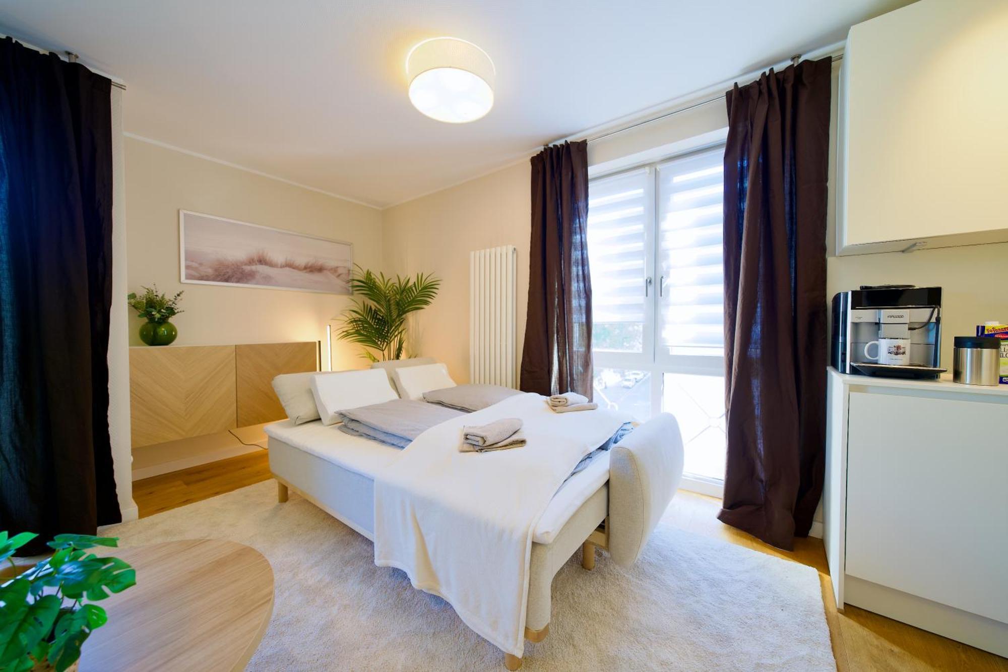 Edler Wohnraum Schwanenteich-Oase Mit Balkon, Kaffeevollautomat, Lift & Parkplatz Apartamento Zwickau Exterior foto