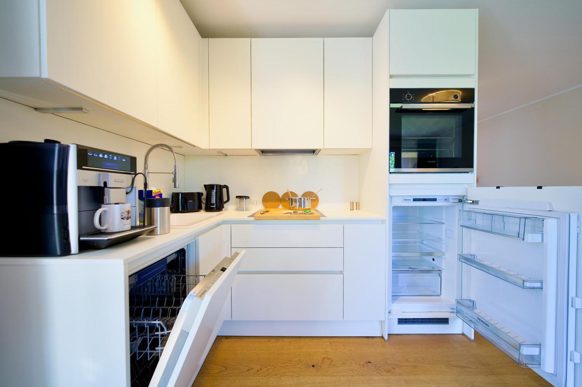 Edler Wohnraum Schwanenteich-Oase Mit Balkon, Kaffeevollautomat, Lift & Parkplatz Apartamento Zwickau Exterior foto